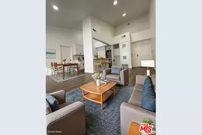 621 N Bronson Ave #201, Los Angeles, CA 90004 - Photo 1