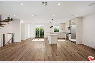 5328 Agnes Ave #1/2, Valley Village, CA 91607 - Photo 1