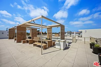 1600 Venice Blvd #208, Venice, CA 90291 - Photo 1