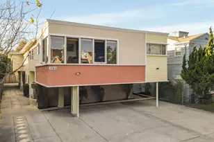 1045 S Cloverdale Ave, Los Angeles, CA 90019 - Photo 1
