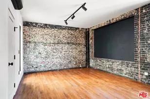 3020 W Sunset Blvd, Los Angeles, CA 90026 - Photo 1