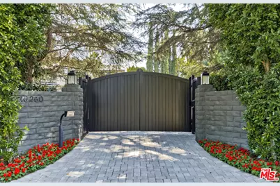 10250 Moorpark St, Toluca Lake, CA 91602 - Photo 1