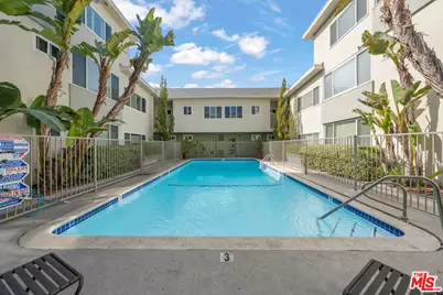 1525 N Hayworth Ave #302, Los Angeles, CA 90046 - Photo 1