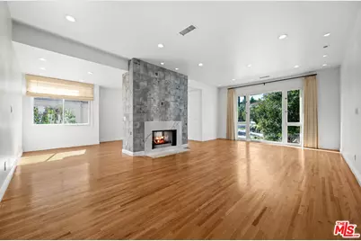 500 Smithwood Dr, Beverly Hills, CA 90212 - Photo 1