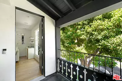 418 N Stanley Ave #418 1/2, Los Angeles, CA 90036 - Photo 1