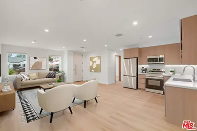 11025 Blix St, North Hollywood, CA 91602 - Photo 1