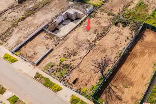 871 Galloway St, Pacific Palisades, CA 90272 - Photo 1