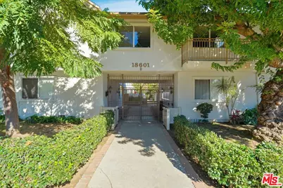 18601 Collins St #D27, Tarzana, CA 91356 - Photo 1