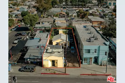 6804 S Hoover St, Los Angeles, CA 90044 - Photo 1
