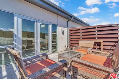 940 E 2nd St #29, Los Angeles, CA 90012 - Photo 1