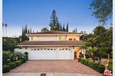 16230 Meadowcrest Rd, Sherman Oaks, CA 91403 - Photo 1