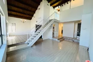 221 S Gale Dr, Beverly Hills, CA 90211 - Photo 1