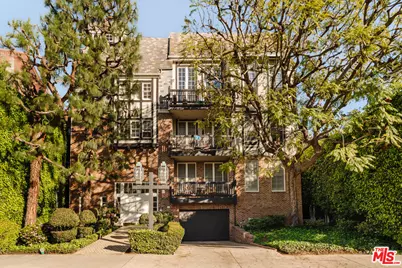420 S Barrington Ave #101, Los Angeles, CA 90049 - Photo 1
