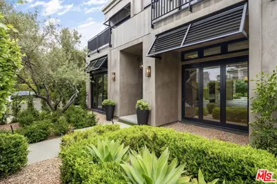 6361 Drexel Ave, Los Angeles, CA 90048 - Photo 1