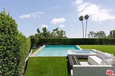2162 Westridge Rd, Los Angeles, CA 90049 - Photo 1