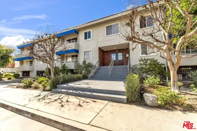5437 Corteen Pl #106, Los Angeles, CA 91607 - Photo 1