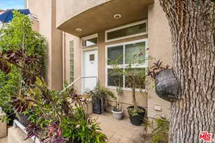 10629 Woodbridge St, Toluca Lake, CA 91602 - Photo 1