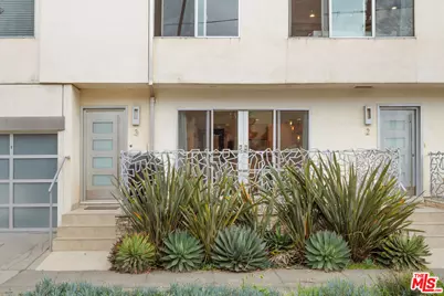 2101 Ocean Ave #3, Santa Monica, CA 90405 - Photo 1