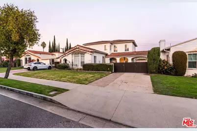 4198 Angeles Vista Blvd, Los Angeles, CA 90008 - Photo 1