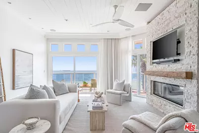 1500 E Ocean Blvd #401, Long Beach, CA 90802 - Photo 1