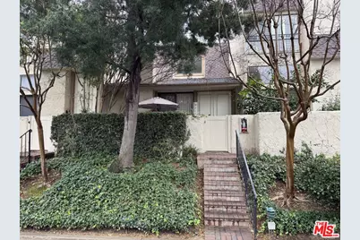 6121 Shoup Ave #26, Woodland Hills, CA 91367 - Photo 1