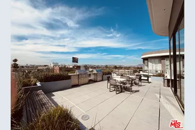 3980 Wilshire Blvd #304, Los Angeles, CA 90010 - Photo 1