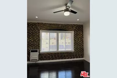 738 New Hampshire Ave #403, Los Angeles, CA 90005 - Photo 1