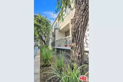 2909 Arizona Ave #14, Santa Monica, CA 90404 - Photo 1