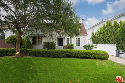 458 S Citrus Ave, Los Angeles, CA 90036 - Photo 1