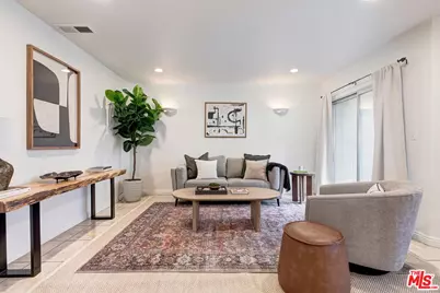 7651 Reseda Blvd #3T, Reseda, CA 91335 - Photo 1