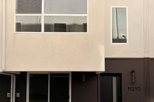 11216 W Lyon Ln, North Hollywood, CA 91606 - Photo 1