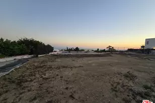 1127 Lachman Ln, Pacific Palisades, CA 90272 - Photo 1