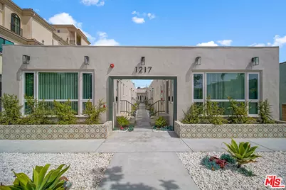 1217 9th St ##11, Santa Monica, CA 90401 - Photo 1