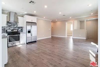963 N Wilton Pl #965 1/2, Los Angeles, CA 90038 - Photo 1