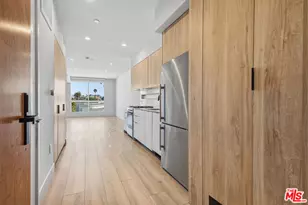 12431 Rochester Ave, Los Angeles, CA 90025 - Photo 1