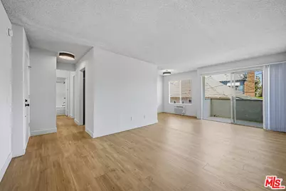 1352 S Carmelina Ave #206, Los Angeles, CA 90025 - Photo 1