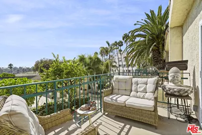 6444 Cavalleri Rd, Malibu, CA 90265 - Photo 1