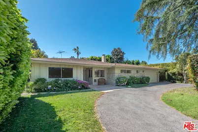 14200 Chandler Blvd, Sherman Oaks, CA 91401 - Photo 1