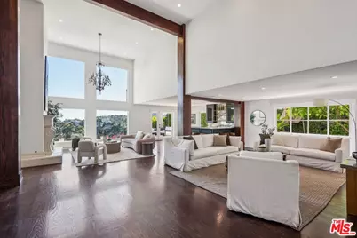 2411 Mount Olympus Dr, Los Angeles, CA 90046 - Photo 1