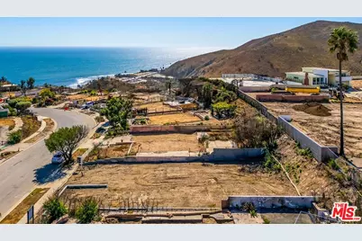 3735 Malibu Vista Dr, Malibu, CA 90265 - Photo 1