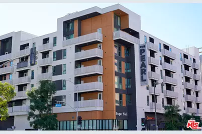 687 S Hobart Blvd #503, Los Angeles, CA 90005 - Photo 1