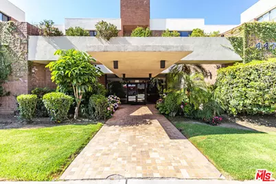 4477 Wilshire Blvd #204, Los Angeles, CA 90010 - Photo 1