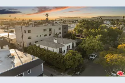 3943 Wade St, Los Angeles, CA 90066 - Photo 1