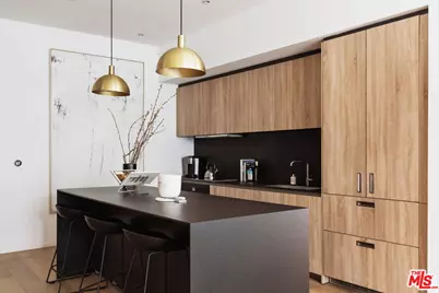 1030 N Kings Rd #206, West Hollywood, CA 90069 - Photo 1