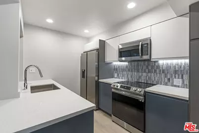 1044 20th St #C, Santa Monica, CA 90403 - Photo 1