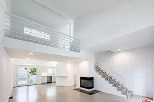 3003 3rd St, Santa Monica, CA 90405 - Photo 1