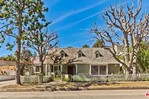 165 Veteran Ave, Los Angeles, CA 90024 - Photo 1