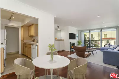 906 N Doheny Dr #219, West Hollywood, CA 90069 - Photo 1