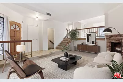 7100 Balboa Blvd #101, Van Nuys, CA 91406 - Photo 1