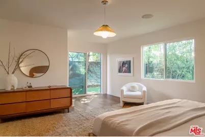 3917 Beethoven St, Los Angeles, CA 90066 - Photo 1